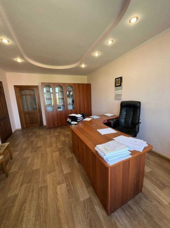 Оренда 590 м2 по Дубнівській в Луцьку - фото 1