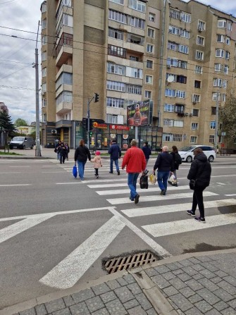 ЦЕНТР!!! ТОП-локація! Комерція 52 м² з величезним трафіком - фото 1