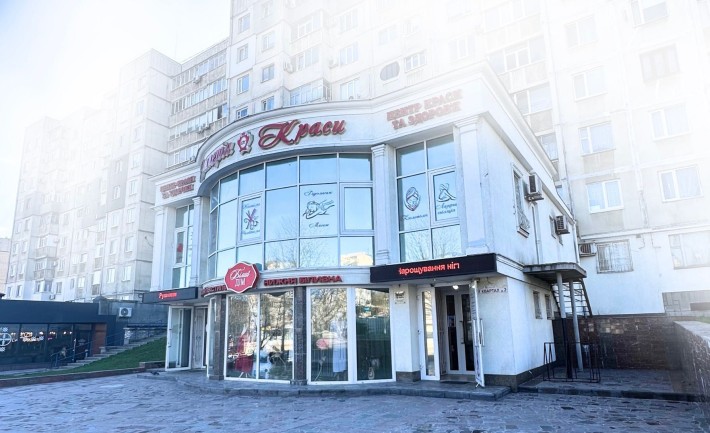 Оренда  робочого місця в салоні “Імперія Краси» - фото 1