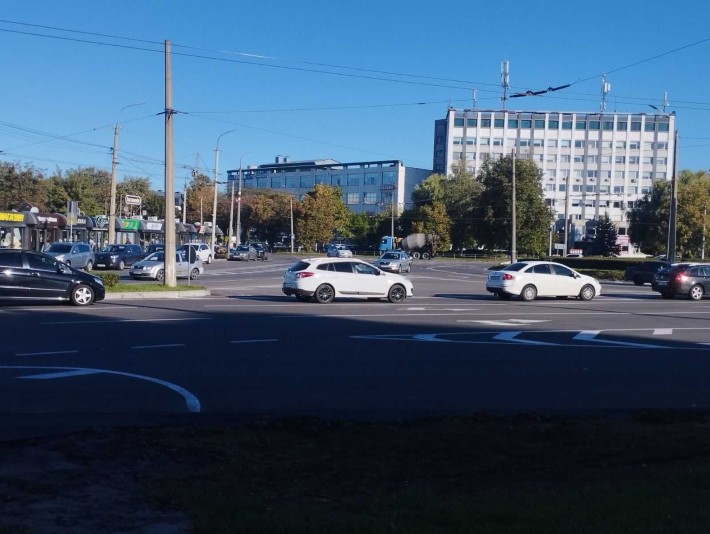 оренда офісів,кабінетів ТЦ"ГЛОБУС", р-н Північного ринку - фото 1
