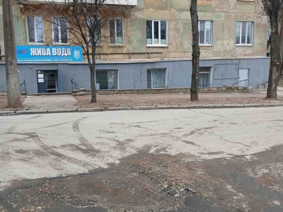Оренда приміщення (Артем, біля к-т Олімп) 1-й поверх 100 м2 або окремими кімнатами: магазин, офіс, с Кривой Рог