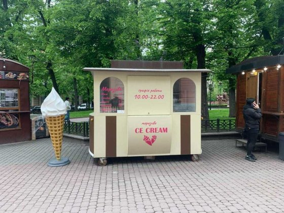 Здам в оренду кіоск з морозивом ( готовий бізнес) Івано-Франківськ