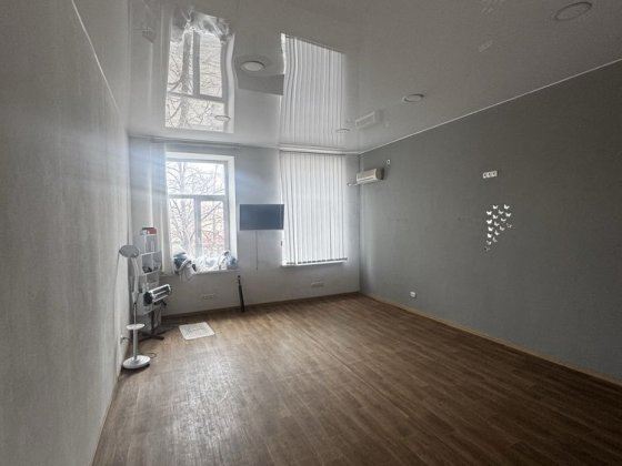 Офисное помещение на Свято-Николаевской, 35 квадратов Кривий Ріг