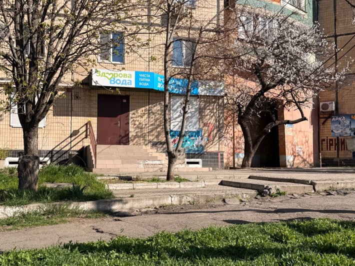 Оренда комерційного приміщення на мкрн. Гірницький, 7 - фото 1