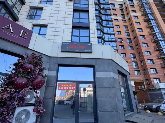 Оренда  фасадного торгового приміщення Яровиця, 120 м.кв.,  поверх 1-й Луцк