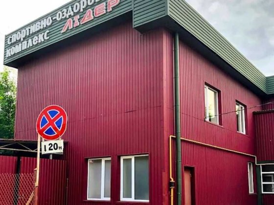Здається в оренду приміщення в СОК " Лідер". Луцк
