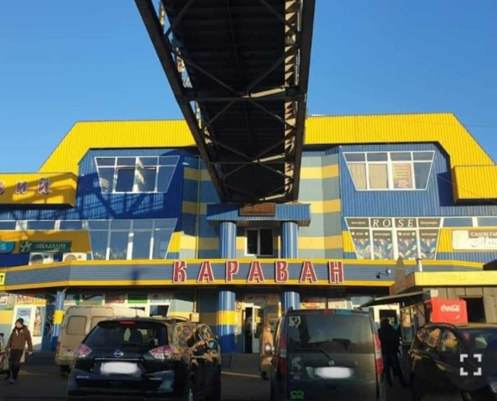 Оренда торгівельних площ та складів в ТЦ " Караван". - фото 1