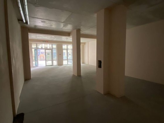 Фасадне приміщення 84 м² в Центральний парк. ТОП Локація! Ирпень