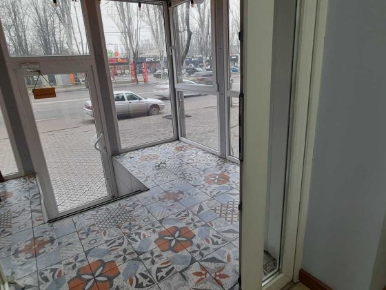 Здається в оренду приміщення по червоній лінії пр. Університетський Кривий Ріг