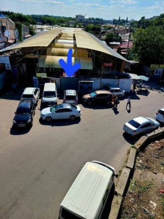 Оренда кіоска при вході в ринок Дикого - фото 1