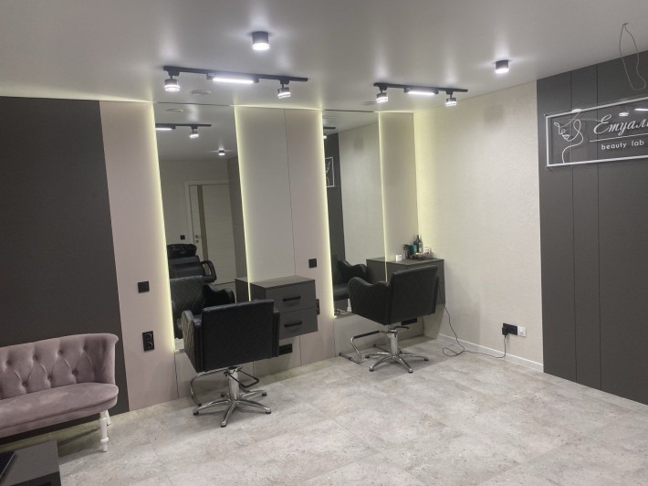 Здам кабінет в ореду.В діючому салоні краси.0978621628. - фото 1