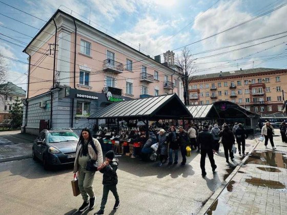 РИНОК 108м2 ТОП-Локація Здам ФАСАДНЕ, КУТОВЕ приміщення з НАЙАктивнішим Трафіком Ровно