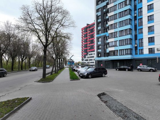 Оренда фасадних приміщень у новобудові Стоград Рівне