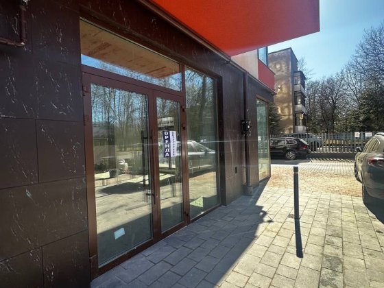 Оренда фасадного приміщення 93 м2 в ЖК Діброва Парк Івано-Франківськ
