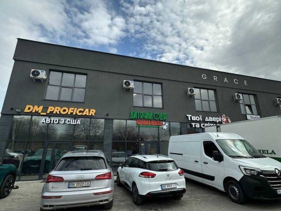 Костромська 90м2 Здам ФАСАДНЕ приміщення з Панорамними вікнами та Парковкою Рівне