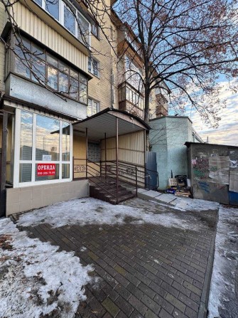 Оренда приміщення. В районі Зигіна. З великим трафіком. - фото 1
