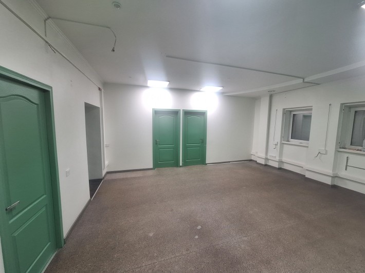 Чудове приміщення в центрі пл.95 кв.м , 1 поверх - фото 1