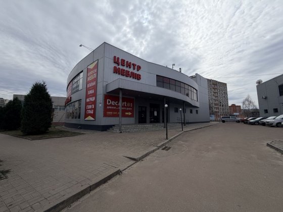 Приміщення на Металургів