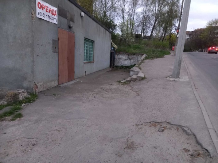 Здається в оренду окреме  приміщення 100 кв.м в м Рівне, вул. Біла 83  . - фото 1