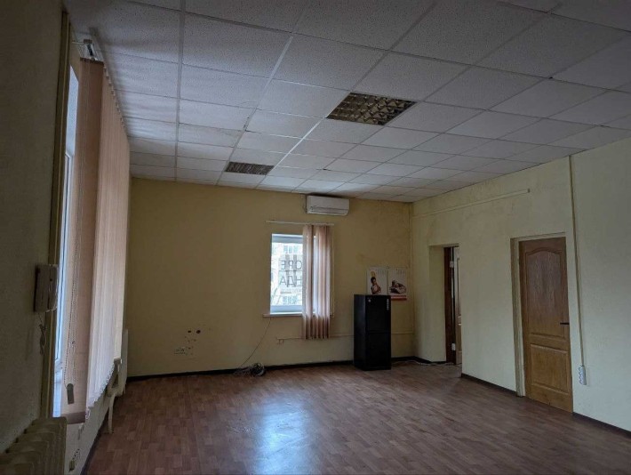 Оренда офісу в центрі міста. На два кабінети. - фото 1