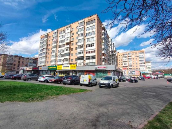 Торгове приміщення, Океан Полтава