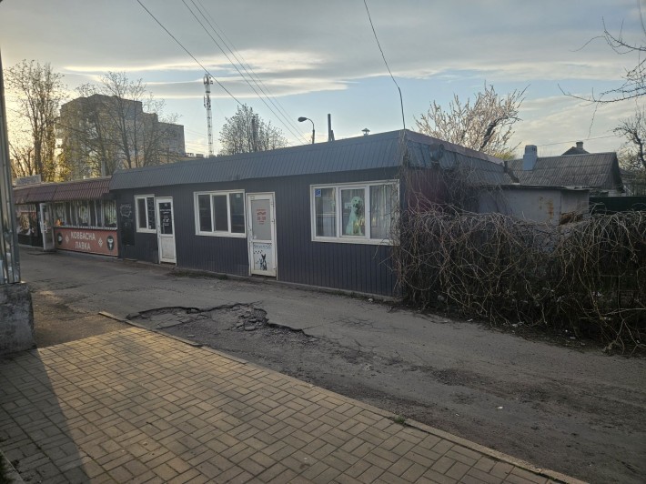 Здам в оренду приміщення на Дружбе біля АТБ - фото 1