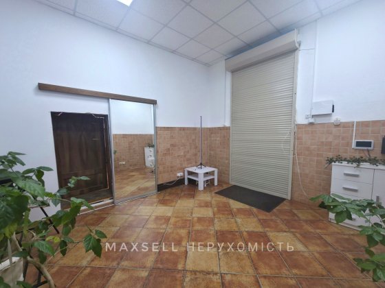 Здам приміщення 71,5 м² в центрі міста. Окремий вхід
