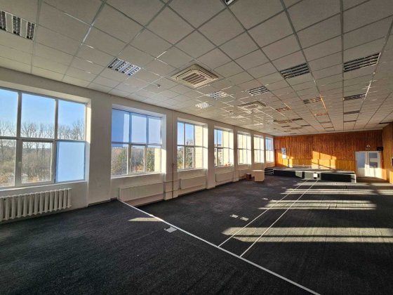 Оренда приміщення в центрі міста, вул. Торговиця, 4 поверх, 342м² Тернопіль
