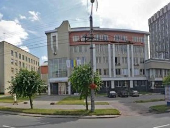 Без комісії.Оренда 4 поверху  в центрі міста--і Івано-Франківськ