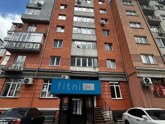 Оренда фасадного приміщення 85 м2 під басейн/реабілітаційний центр або ваш бізнес Івано-Франківськ