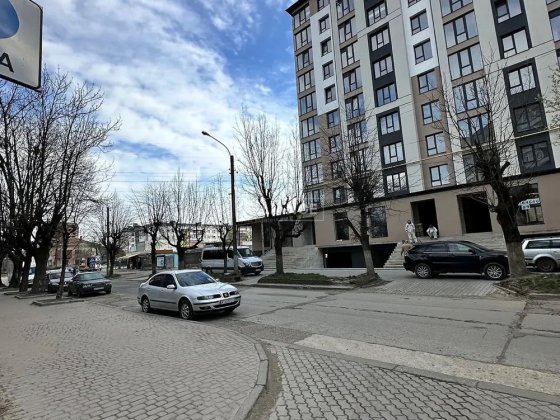 Оренда приміщення , густозаселений район , Топ локація. Івано-Франківськ