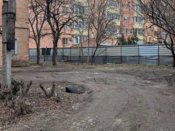 Оренда майданчика в центрі міста. Стоянка і схожі види діяльності. Полтава