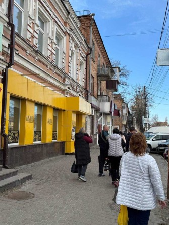 Центральний ринок. Великий трафік. Оренда приміщення. Є парковка. - фото 1
