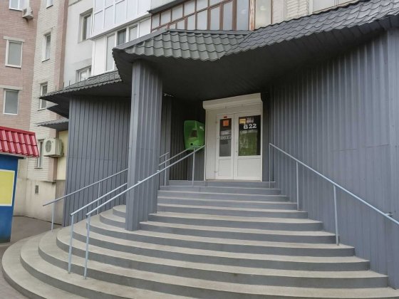 Сдам магазин 300 м.кв в тафиковом месте по ул.Комкова. Херсон