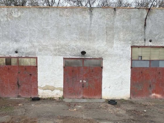 Здам в оренду приміщення оглядові ями Комерція Оренда Бокс Гараж СТО під різний вид діяльності Чернівці