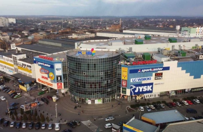 Приміщення під дитячу перукарню в ТРЦ КИЇВ - фото 1