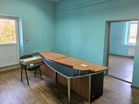 Офісне приміщення 50 -80 м2  вул.Каденюка (Чкалова), 24 Черновцы