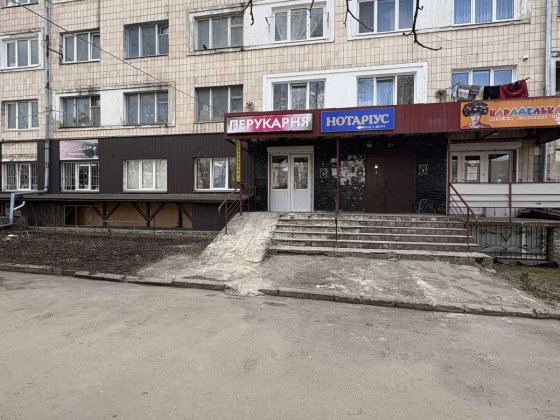 Здається в довгострокову оренду приміщення на проспекті С.Бандери 79 Тернопіль