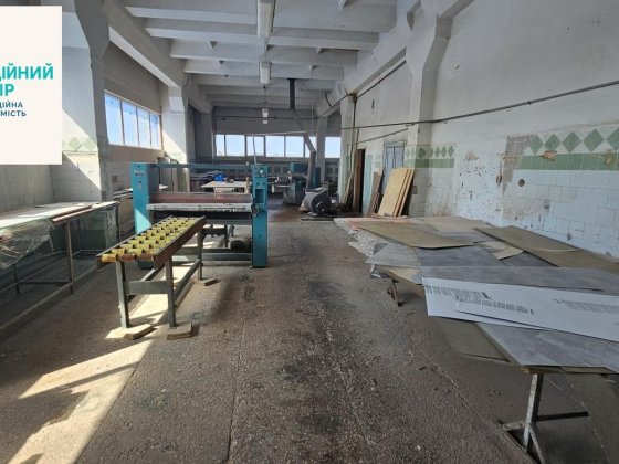 Оренда виробничо- складського приміщення на Серьогіна! Полтава