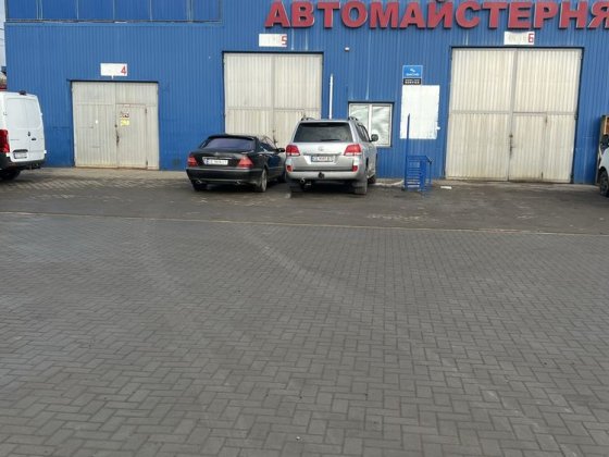 Оренда приміщення автосервісу Черновцы