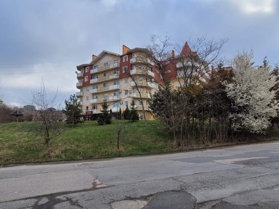 Оренда приміщення 75 кв.м вул.Мальовнича, 9 Ужгород