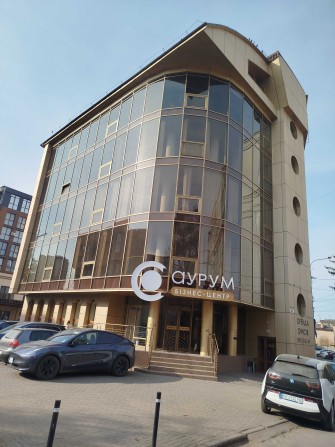Оренда приміщення на 1 поверсі площею 130 кв.м. - фото 1