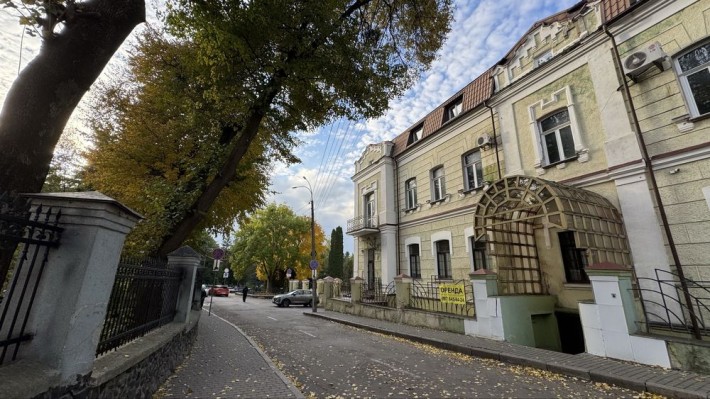 Оренда приміщення ЦЕНТР Рівного - фото 1