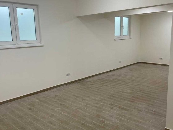Оренда комерційного приміщення в центрі міста, вул.Ракоці, 65м2 Ужгород