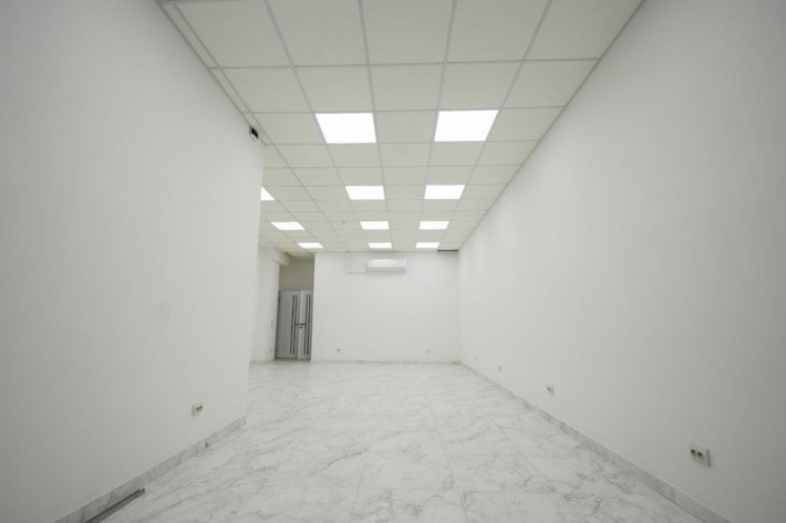 Оренда комерційного приміщення в центрі міста ЖК Metropol - фото 1
