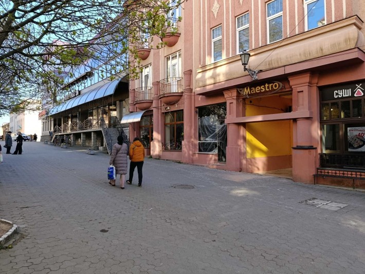 Оренда офісного приміщення 43 кв.м. вул.Волошина, 24 (центр міста) - фото 1