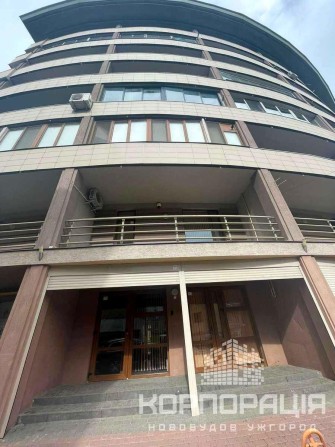 Оренда офісу з ремонтом в Центрі, 210 м2, вул. Жупанатська - фото 1