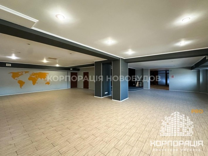 Оренда комерційного приміщення, 337м2, Будинок побуту, Центр-пл.Петефі - фото 1