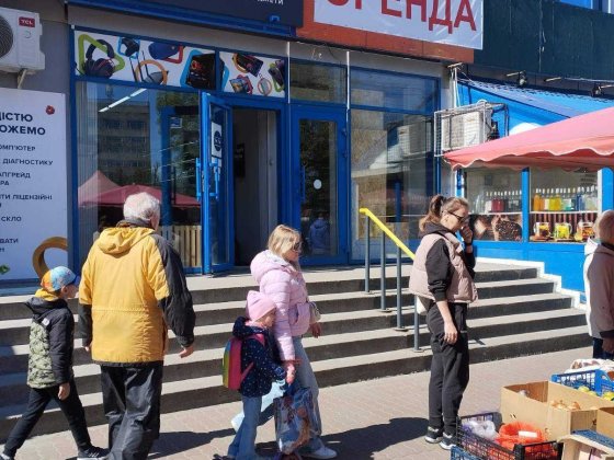 Аренда ТЦ Куреневский, ФАСАД. Кирилловская 166, 1-ый этаж, 70-130кв  1 000 грн. Київ