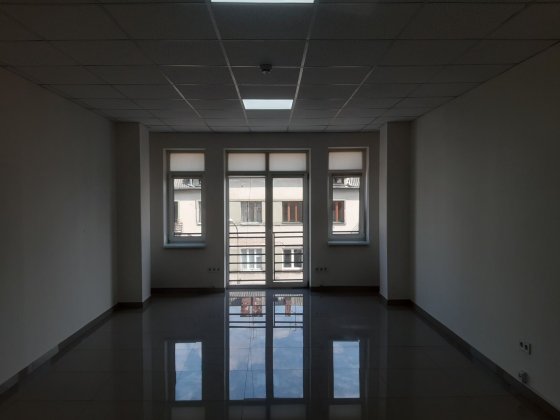 Здам офісне приміщення, вул. Швабська, 35 м2 Ужгород